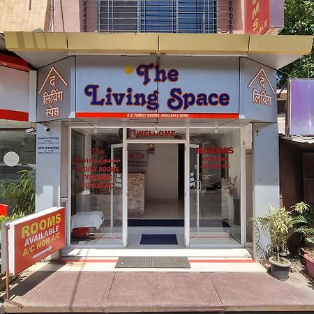 The Living Space Lonavala Bagian luar foto